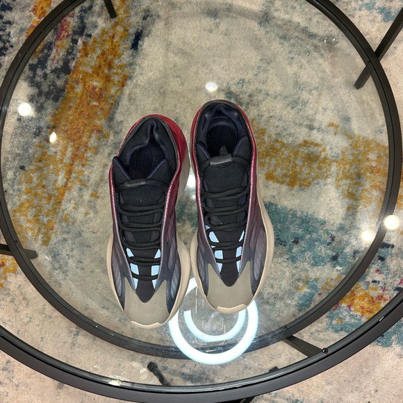 Yeezy 700 Fadcar
